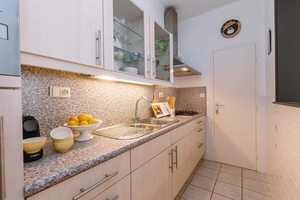 Huswell - Beautiful And Spacious Studio With Side Seaview Knokke-Heist Exterior foto